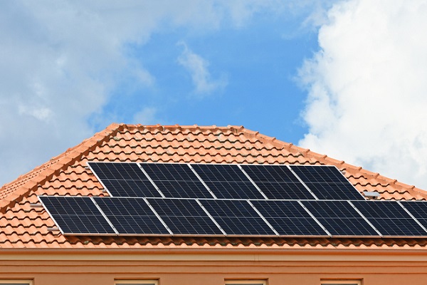 Why Aren't Solar Panels Everywhere? - Institute on the EnvironmentInstitute  on the Environment